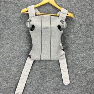 BabyBjorn Gray Carrier